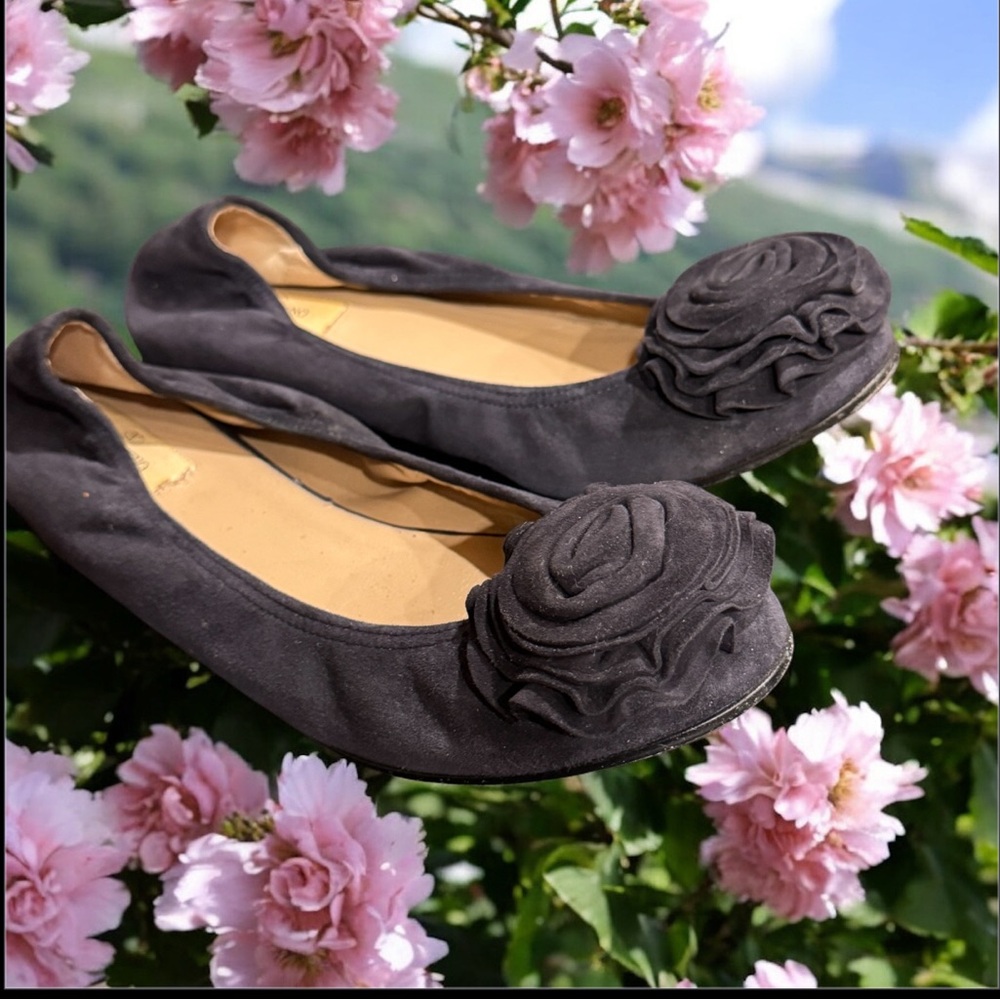 Valentino Garavani Black rosette Flats Elegant Comfort 8.5/38.5 made in Italy